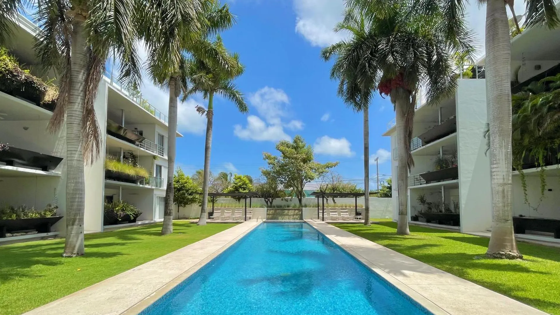 Bonampak By Andiani Travel - Families Or Work Stays Only Cancún